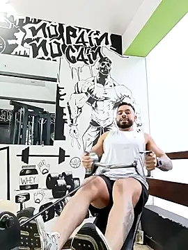 Snapshot of mikeblaree chatting on February 7, 11:34 am mikeblaree online show from February 7, 11:34 am