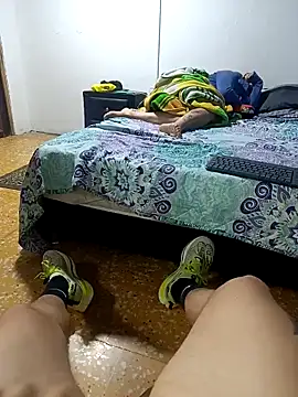 Snapshot of mikeblaree chatting on October 18, 2:47 am mikeblaree online show from October 18, 2:47 am