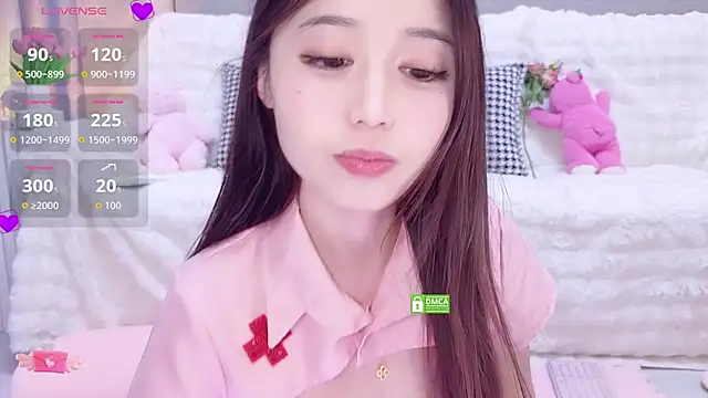 Snapshot of AsiaElf chatting on November 18, 2:43 pm AsiaElf online show from November 18, 2:43 pm