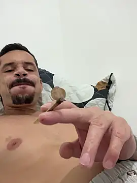 MateusBH123 online show from January 16, 1:31 am