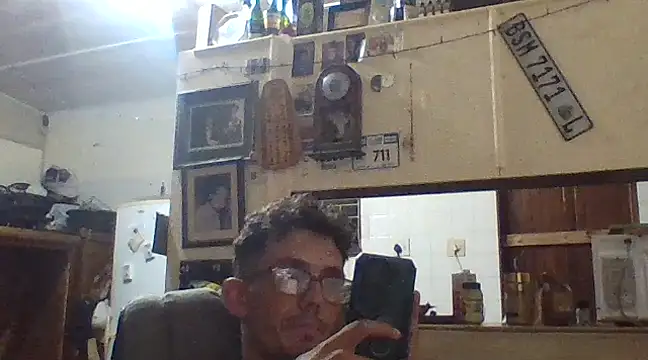 Snapshot of Invisibledickman chatting on February 9, 7:30 pm Invisibledickman online show from February 9, 7:30 pm