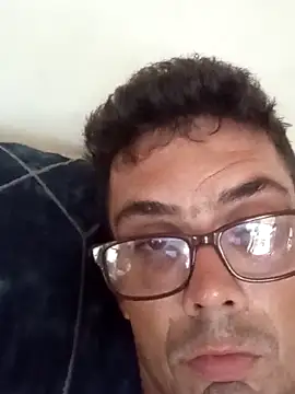 Snapshot of Invisibledickman chatting on February 12, 7:47 am Invisibledickman online show from February 12, 7:47 am