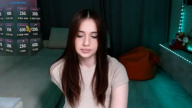 Snapshot of Lea_Atreides chatting on November 10, 5:28 am Lea Atreides online show from November 10, 5:28 am