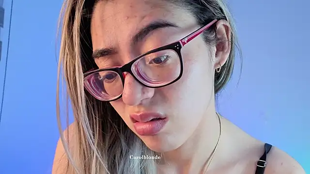 Carolblonde online show from June 25, 10:36 pm