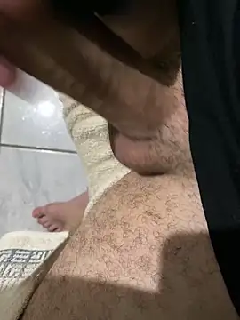 Snapshot of obranquinho21cm chatting on November 7, 10:21 pm obranquinho21cm online show from November 7, 10:21 pm