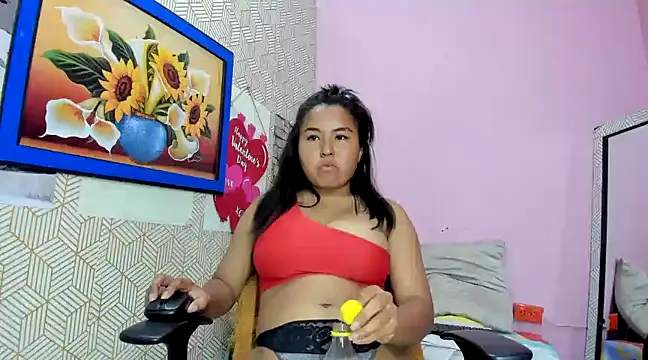 camilagreeco online show from February 18, 3:54 pm