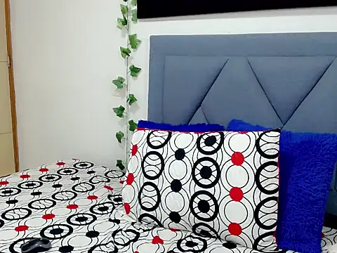 dominic 00 online show from February 22, 10:42 pm