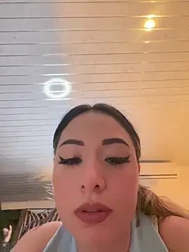 Snapshot of Nataylayla chatting on March 8, 2:23 am Nataylayla online show from March 8, 2:23 am