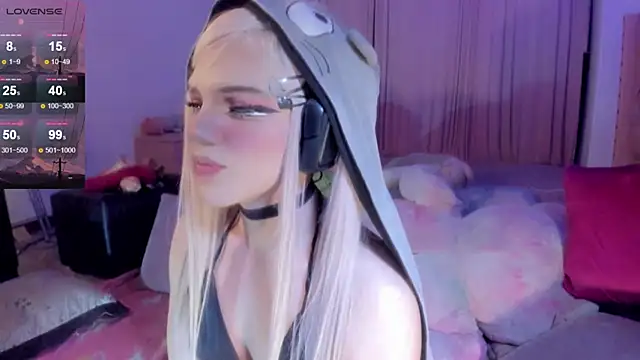 Snapshot of Angelica_Reborn chatting on December 15, 1:54 am Angelica Reborn online show from December 15, 1:54 am