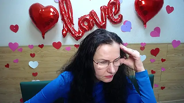 Miroslava Happi online show from February 25, 9:20 am