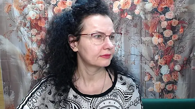 Miroslava Happi online show from April 24, 5:43 am