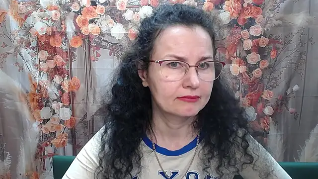 Miroslava Happi online show from May 3, 5:57 am