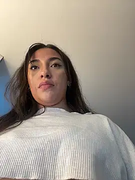 Snapshot of KarolVega- chatting on February 25, 6:09 pm KarolVega- online show from February 25, 6:09 pm