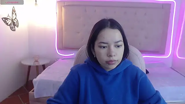 honnielane online show from March 6, 12:30 pm