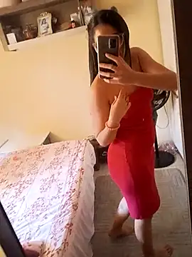 JuliaSalvaa online show from February 14, 6:29 pm