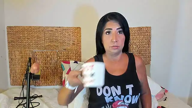 Jackiehmilf52 online show from July 13, 1:36 pm