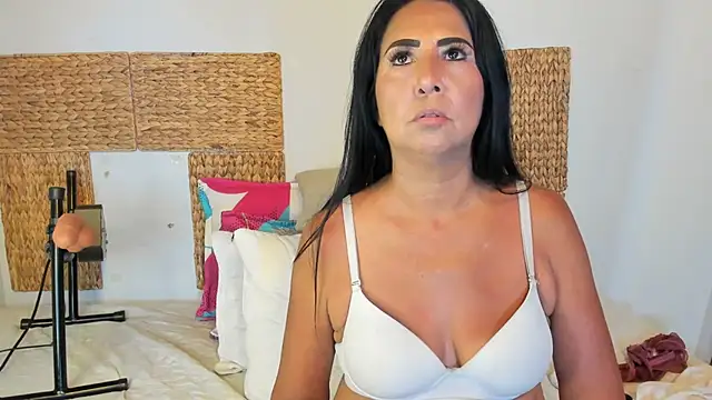 Jackiehmilf52 online show from July 28, 3:21 pm