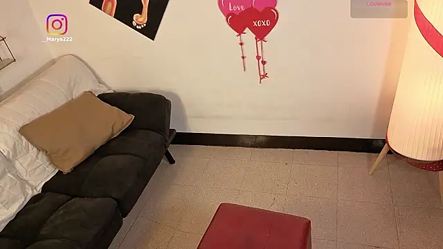 Maryybellax online show from February 15, 11:01 pm