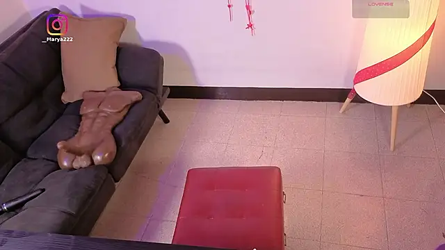 Maryybellax online show from March 5, 11:45 pm