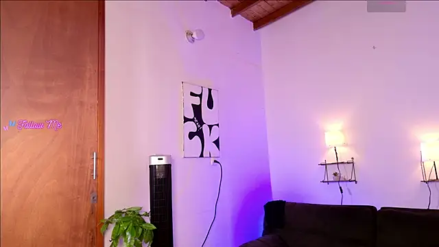 Maryybellax online show from June 2, 1:29 am