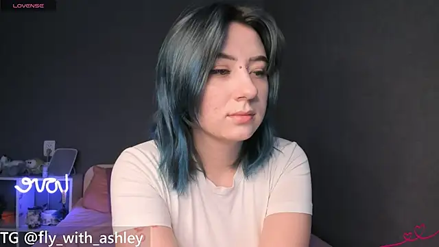 Snapshot of ashley_lovestory chatting on November 11, 7:52 am ashley lovestory online show from November 11, 7:52 am