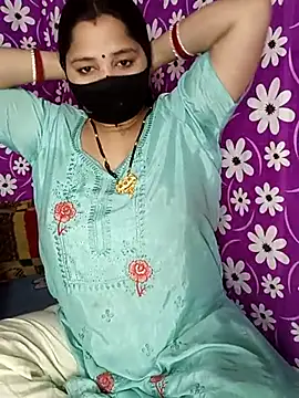 Snapshot of seetatiwari chatting on February 15, 3:52 am seetatiwari online show from February 15, 3:52 am