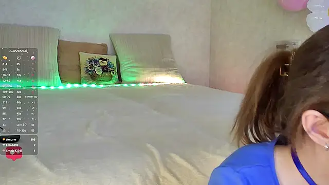 Roseaa online show from June 3, 2:44 pm