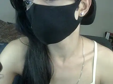 Snapshot of YourCDBitch chatting on October 4, 8:07 pm YourCDBitch online show from October 4, 8:07 pm