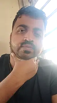 Snapshot of Vij717 chatting on February 15, 6:02 am Vij717 online show from February 15, 6:02 am