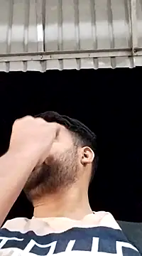 Snapshot of Vij717 chatting on February 23, 9:44 am Vij717 online show from February 23, 9:44 am