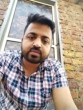 Snapshot of Vij717 chatting on March 15, 10:35 am Vij717 online show from March 15, 10:35 am