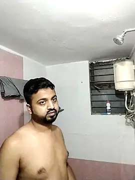 Snapshot of Vij717 chatting on March 18, 1:00 am Vij717 online show from March 18, 1:00 am