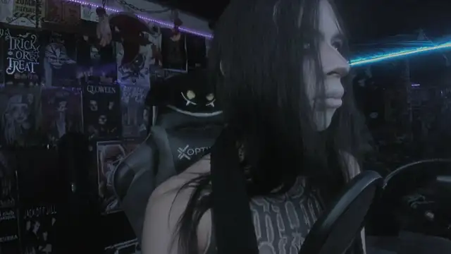 Snapshot of rotten_dreams chatting on March 22, 10:48 pm rotten dreams online show from March 22, 10:48 pm