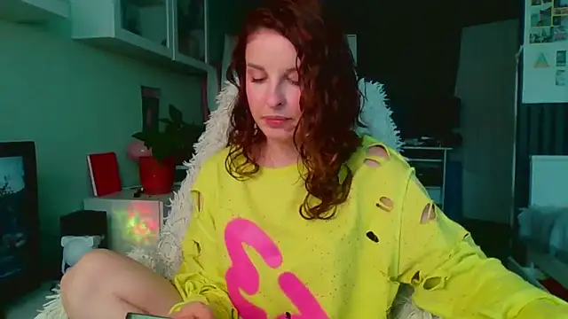MollyBer online show from July 19, 4:44 pm