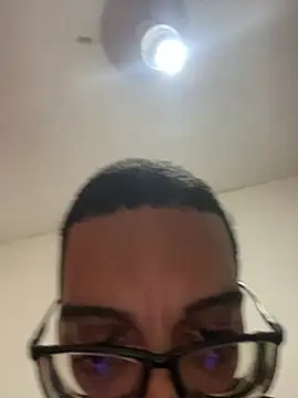 Snapshot of Diegodelicia chatting on July 3, 4:08 am Diegodelicia online show from July 3, 4:08 am