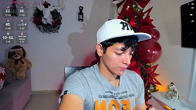 Snapshot of _JacobMiller__ chatting on November 28, 5:32 am JacobMiller online show from November 28, 5:32 am