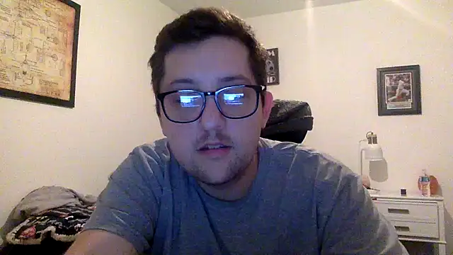 Snapshot of Milflover96 chatting on February 18, 4:48 am Milflover96 online show from February 18, 4:48 am