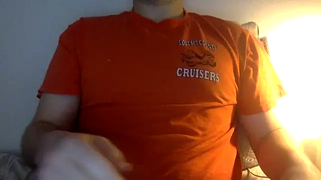 Snapshot of Milflover96 chatting on March 3, 4:03 pm Milflover96 online show from March 3, 4:03 pm