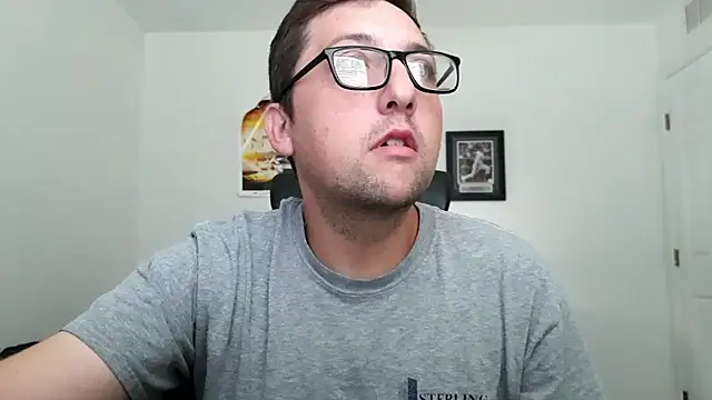 Snapshot of Milflover96 chatting on October 5, 2:37 pm Milflover96 online show from October 5, 2:37 pm