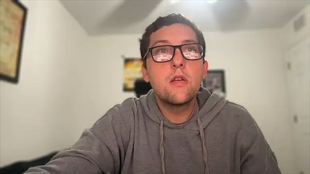 Snapshot of Milflover96 chatting on November 25, 2:55 am Milflover96 online show from November 25, 2:55 am