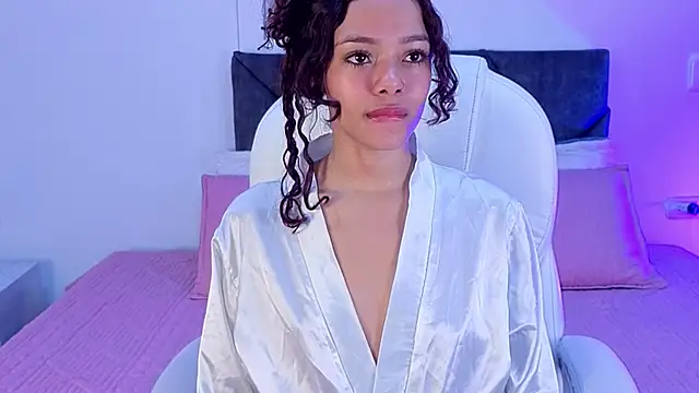 sara sharma  online show from September 18, 1:24 pm