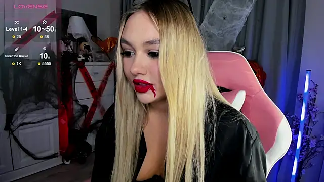  Loneve   online show from October 31, 2:51 pm