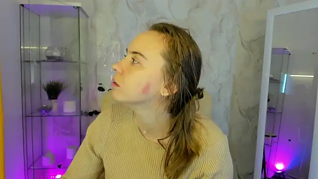 Lika 0ne online show from November 5, 11:32 am