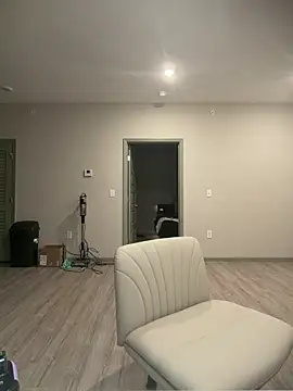 bossyroxy84 online show from March 11, 12:38 am