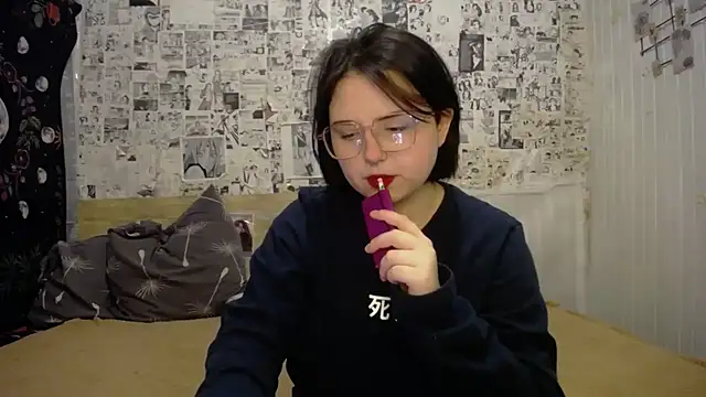 Snapshot of Hokage_ll chatting on February 21, 1:44 pm Hokage ll online show from February 21, 1:44 pm