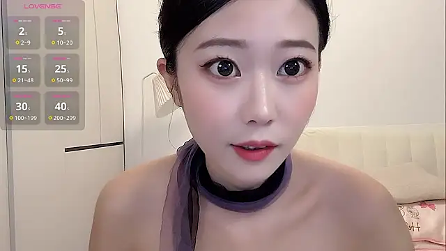 Snapshot of yunyun121 chatting on September 25, 2:32 pm yunyun121 online show from September 25, 2:32 pm
