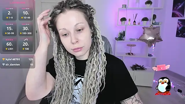 HoneySallyMoore online show from January 24, 11:45 pm