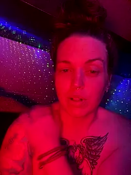 Snapshot of favoritestepsis chatting on November 20, 9:20 am favoritestepsis online show from November 20, 9:20 am