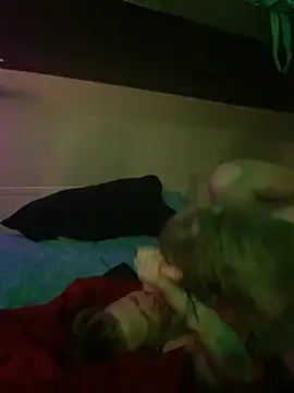 Snapshot of favoritestepsis chatting on November 23, 11:54 am favoritestepsis online show from November 23, 11:54 am