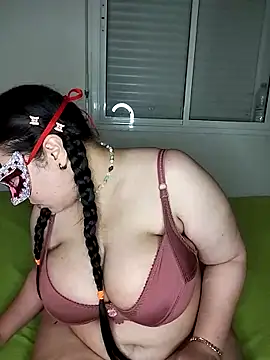 salma11125 online show from March 20, 10:40 pm